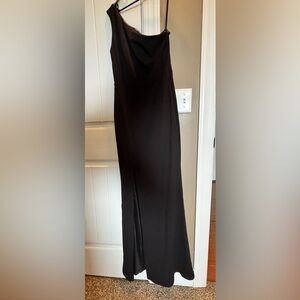 One-Shoulder Black Prom Formal Gown with Side Slit Small